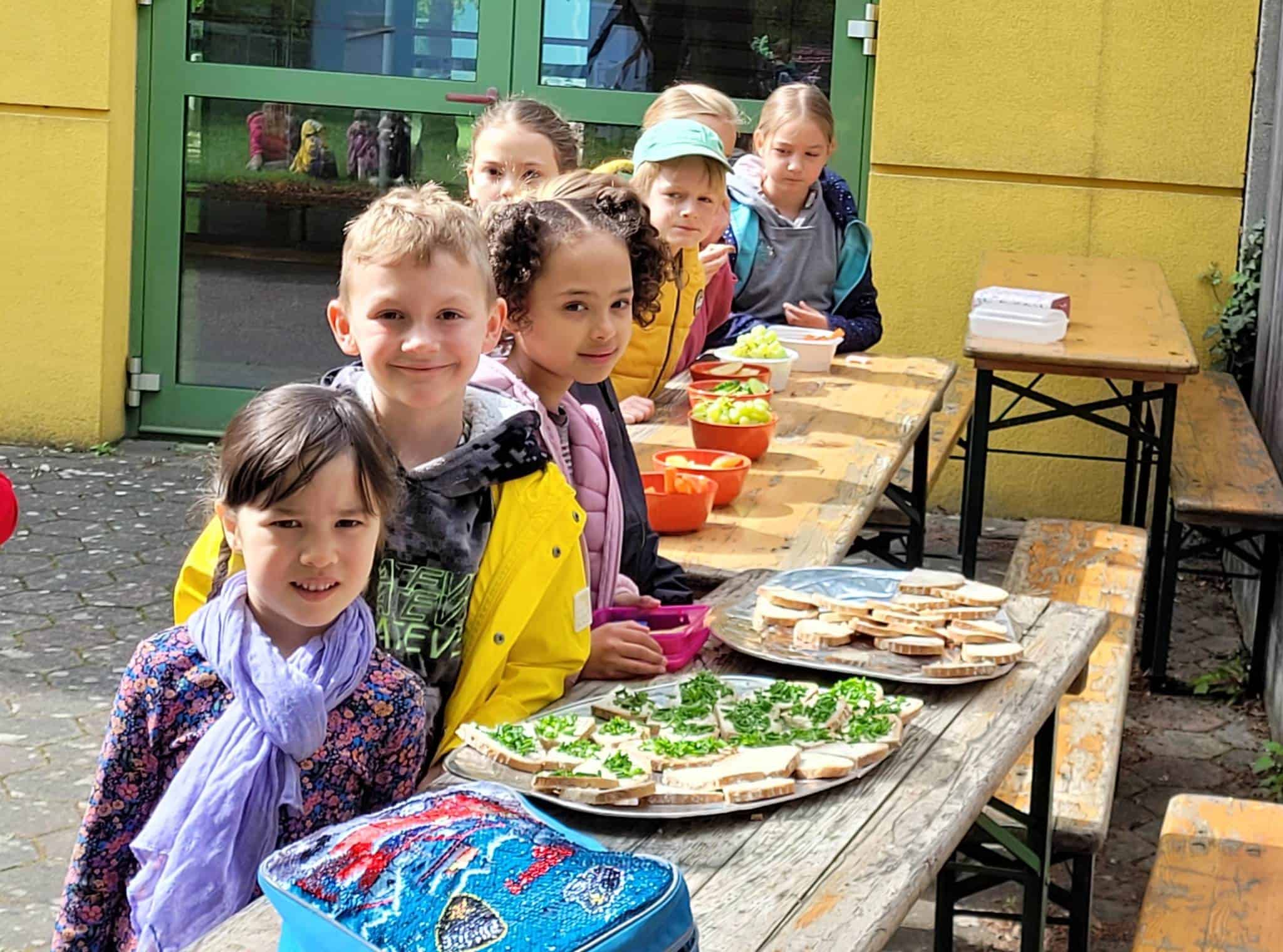 Besuch der Kindergärten Bahnstraße und Schubertstraße Volksschule